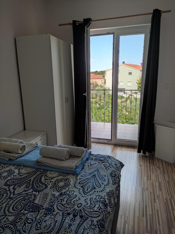 Three Lions Apartment Pula Exterior foto